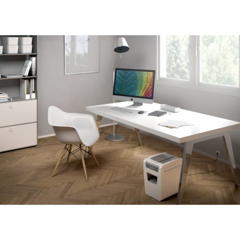 Niszczarka LEITZ IQ Home OFFICE Slim P4 80010000