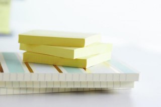 Bloczek samoprzylepny POST-IT_ Super Sticky (655-12SSCY-EU), 127x76mm, 1x90 kart., żółty